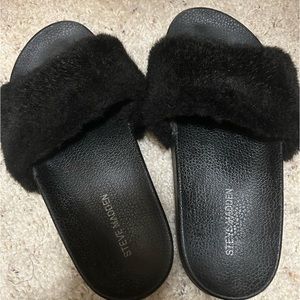 Steve Madden Slides